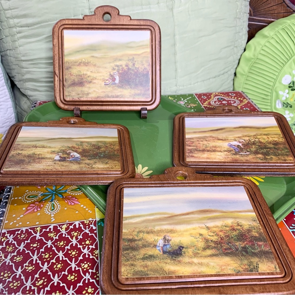 70s Berry Harvest Wall Plaque Set of 4